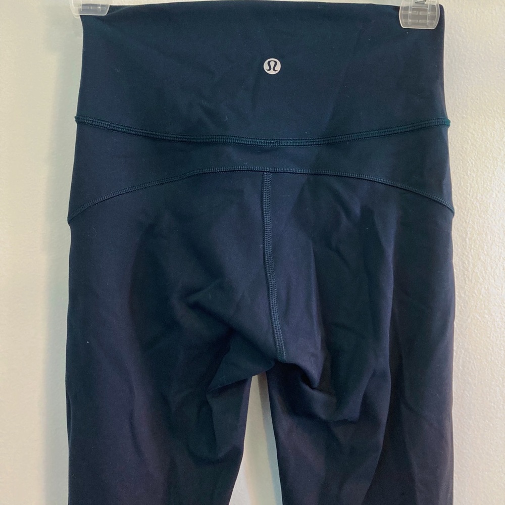 Nocturnal Teal In Movement Leggings